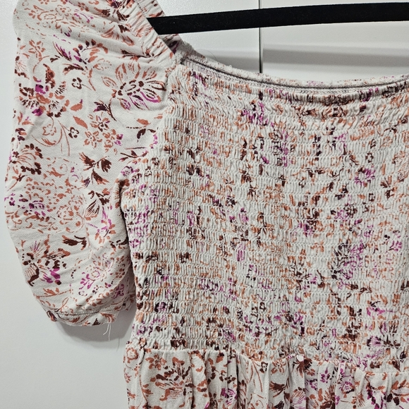 Isabel Maternity by Ingrid & Isabel Blouse Size S Woman's in floral print. - Picture 3 of 12